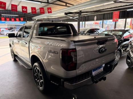 FORD Ranger 3.0 V6 4X4 LIMITED PLUS TURBO DIESEL CABINE DUPLA AUTOM�TICO, Foto 2