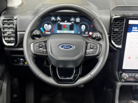 FORD Ranger 3.0 V6 4X4 LIMITED PLUS TURBO DIESEL CABINE DUPLA AUTOMÁTICO, Foto 13