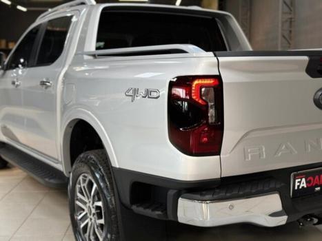 FORD Ranger 3.0 V6 4X4 LIMITED PLUS TURBO DIESEL CABINE DUPLA AUTOMÁTICO, Foto 4