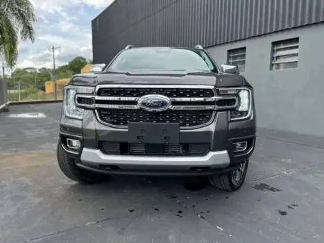 FORD Ranger 3.0 V6 4X4 LIMITED PLUS TURBO DIESEL CABINE DUPLA AUTOMÁTICO, Foto 3