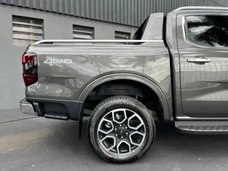 FORD Ranger 3.0 V6 4X4 LIMITED PLUS TURBO DIESEL CABINE DUPLA AUTOMÁTICO, Foto 9