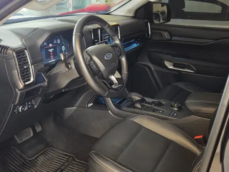 FORD Ranger 3.0 V6 4X4 LIMITED PLUS TURBO DIESEL CABINE DUPLA AUTOMÁTICO, Foto 15