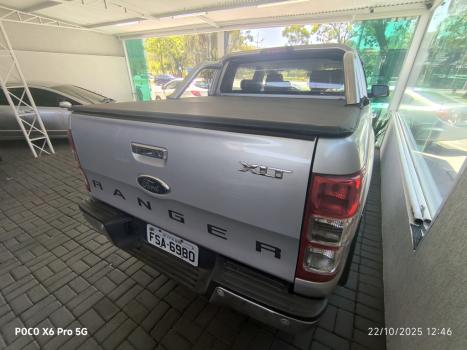 FORD Ranger 3.2 20V XLT 4X4 CABINE DUPLA TURBO DIESEL AUTOMÁTICO, Foto 4 FORD Ranger 3.2 20V XLT 4X4 CABINE DUPLA TURBO DIESEL AUTOMÁTICO, Foto 4