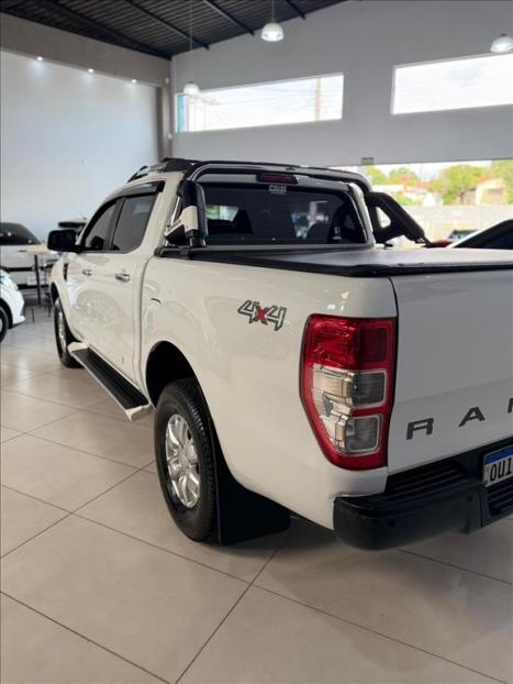 FORD Ranger 3.2 20V XLS CABINE DUPLA TURBO DIESEL, Foto 4