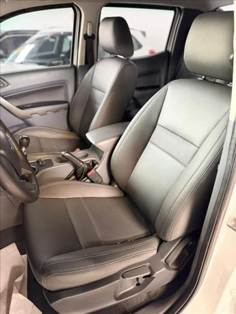 FORD Ranger 3.2 20V XLS CABINE DUPLA TURBO DIESEL, Foto 8