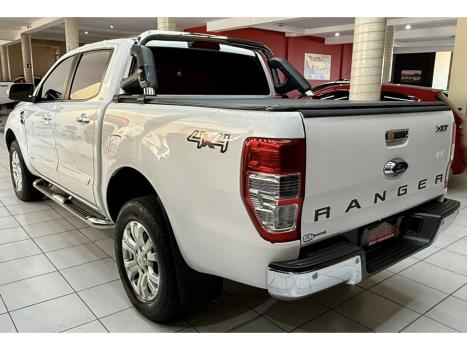 FORD Ranger 3.2 20V XLT 4X4 CABINE DUPLA TURBO DIESEL, Foto 8
