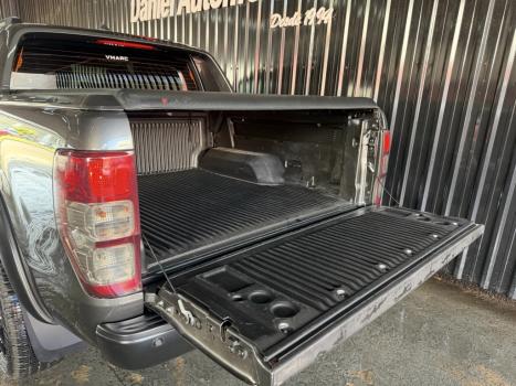 FORD Ranger 3.2 20V CABINE DUPLA 4X4 LIMITED TURBO DIESEL AUTOM�TICO, Foto 13