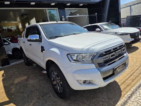 FORD Ranger 3.2 20V XLT 4X4 CABINE DUPLA TURBO DIESEL AUTOM�TICO, Foto 2