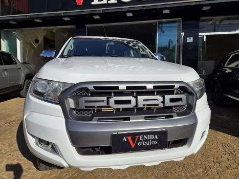 FORD Ranger 3.2 20V XLT 4X4 CABINE DUPLA TURBO DIESEL AUTOM�TICO, Foto 3