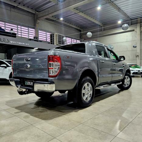 FORD Ranger 3.2 20V CABINE DUPLA 4X4 LIMITED TURBO DIESEL AUTOMÁTICO, Foto 4