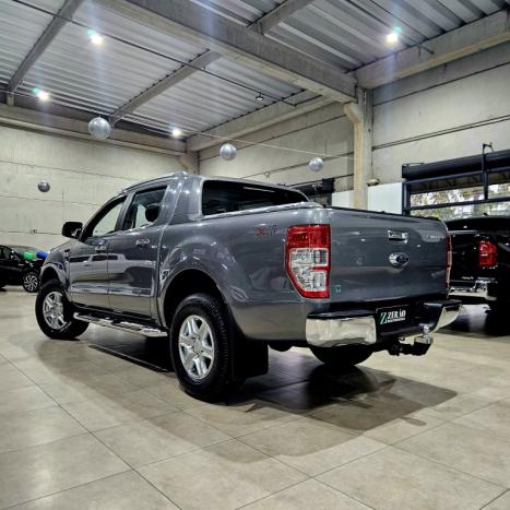 FORD Ranger 3.2 20V CABINE DUPLA 4X4 LIMITED TURBO DIESEL AUTOMÁTICO, Foto 6