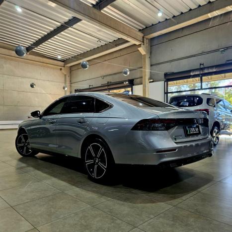 HONDA Accord 2.0 16V 4P E:HEV TOURING E-CVT AUTOM�TICO CVT, Foto 5
