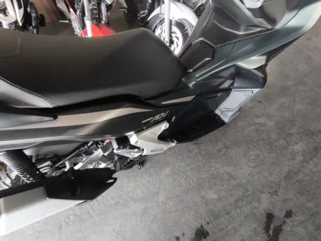 HONDA ADV 150 ABS, Foto 4