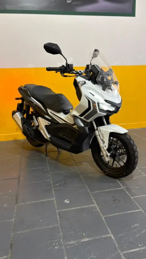 HONDA ADV 150 ABS, Foto 3
