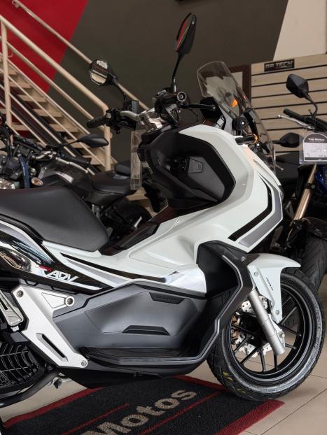 HONDA ADV 150 ABS, Foto 3