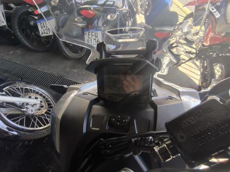 HONDA ADV 160 , Foto 3