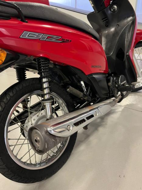 HONDA Biz 100 ES, Foto 2