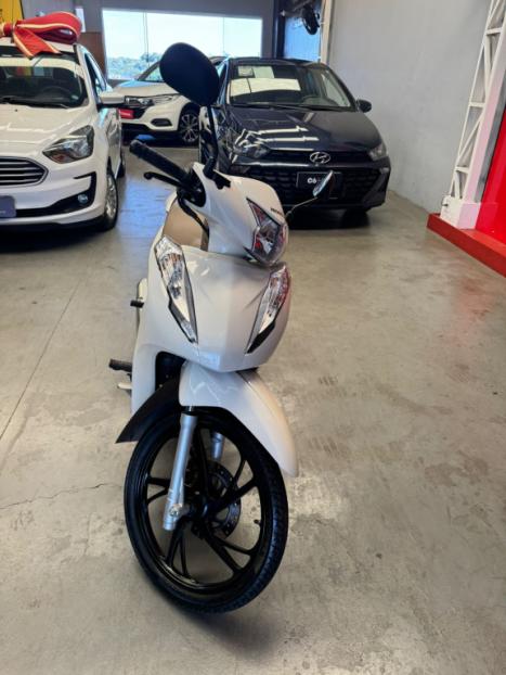 HONDA Biz 125 +, Foto 6