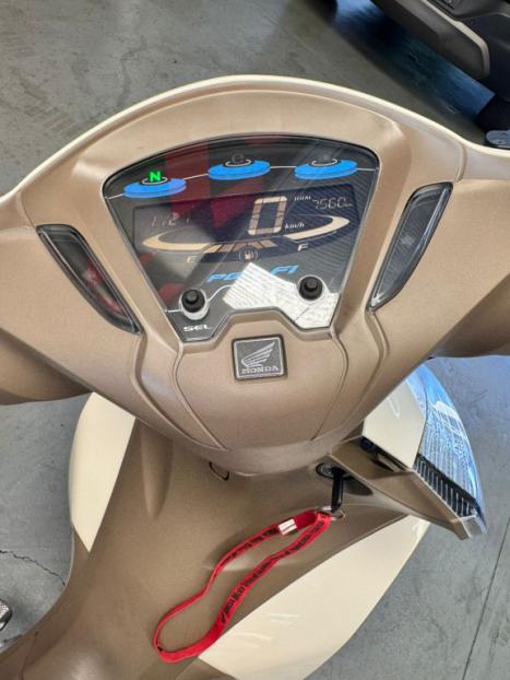 HONDA Biz 125 +, Foto 19