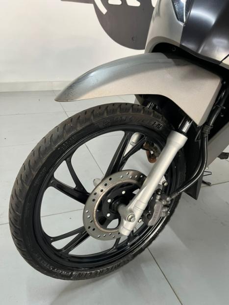 HONDA Biz 125 +, Foto 6