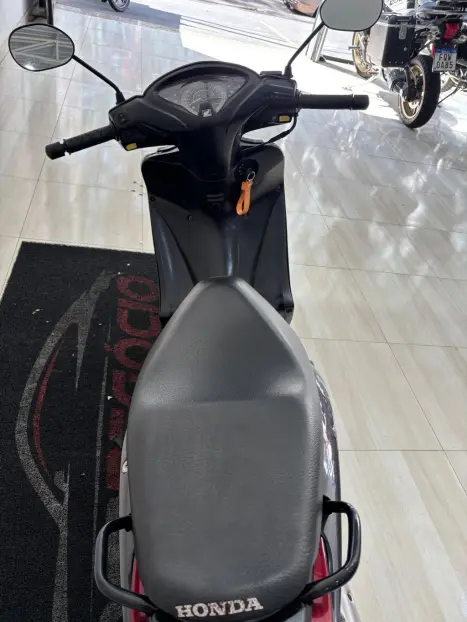 HONDA Biz 125 +, Foto 3