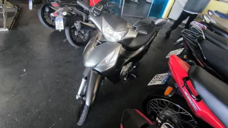 HONDA Biz 125 +, Foto 1