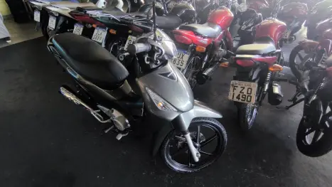 HONDA Biz 125 +, Foto 2