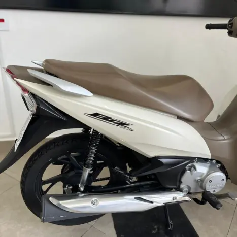 HONDA Biz 125 ES, Foto 4