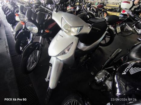 HONDA Biz 125 ES, Foto 2