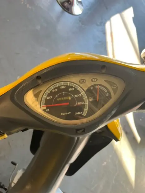 HONDA Biz 125 ES, Foto 6