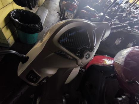 HONDA Biz 125 EX, Foto 3