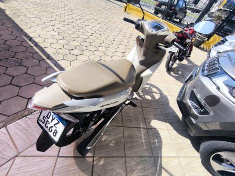 HONDA Biz 125 EX, Foto 5