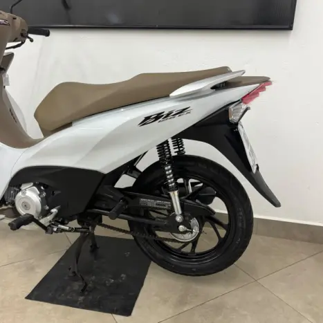 HONDA Biz 125 EX, Foto 9