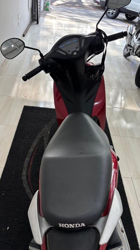 HONDA Biz 125 EX, Foto 2