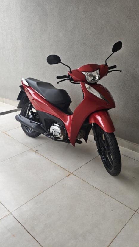 HONDA Biz 125 EX, Foto 3