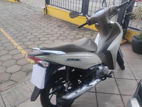 HONDA Biz 125 EX, Foto 3