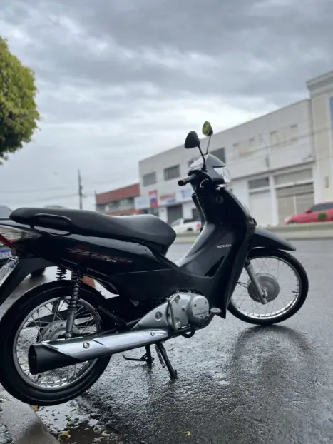 HONDA Biz 125 KS, Foto 2