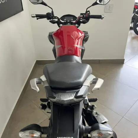 HONDA CB 250 F Twister , Foto 5