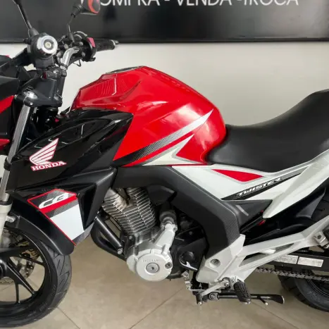 HONDA CB 250 F Twister , Foto 8