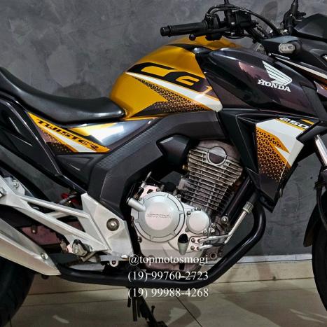 HONDA CB 250 F Twister FLEXONE, Foto 3