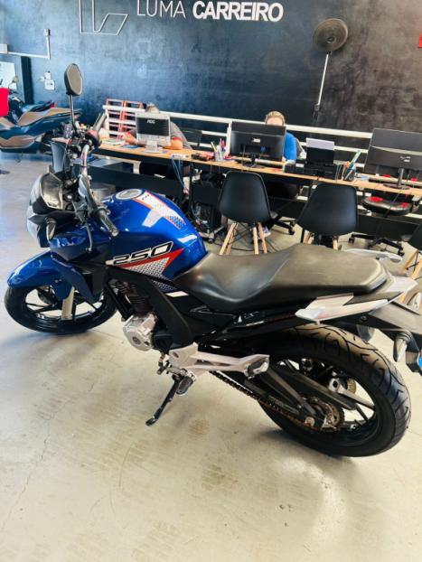 HONDA CB 250 F Twister FLEXONE, Foto 5