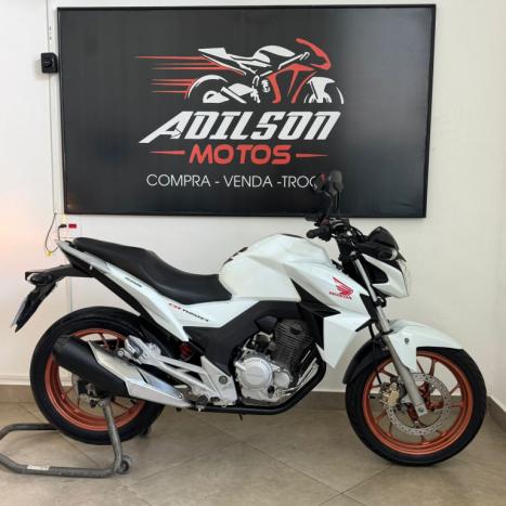 HONDA CB 250 F Twister , Foto 1