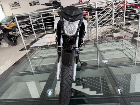 HONDA CB 250 F Twister , Foto 3