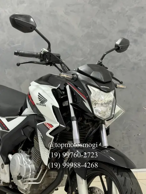 HONDA CB 250 F Twister , Foto 2