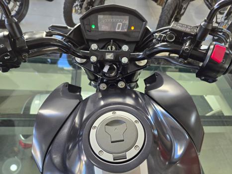 HONDA CB 250 F Twister , Foto 6