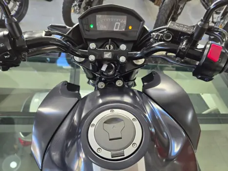 HONDA CB 250 F Twister , Foto 6