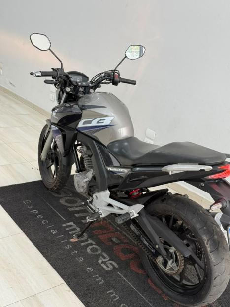 HONDA CB 250 F Twister FLEXONE, Foto 2