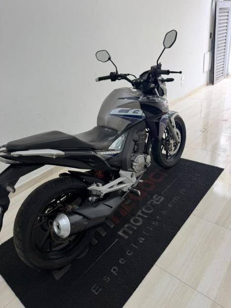 HONDA CB 250 F Twister FLEXONE, Foto 4