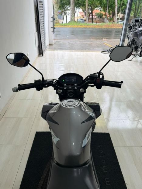 HONDA CB 250 F Twister FLEXONE, Foto 6