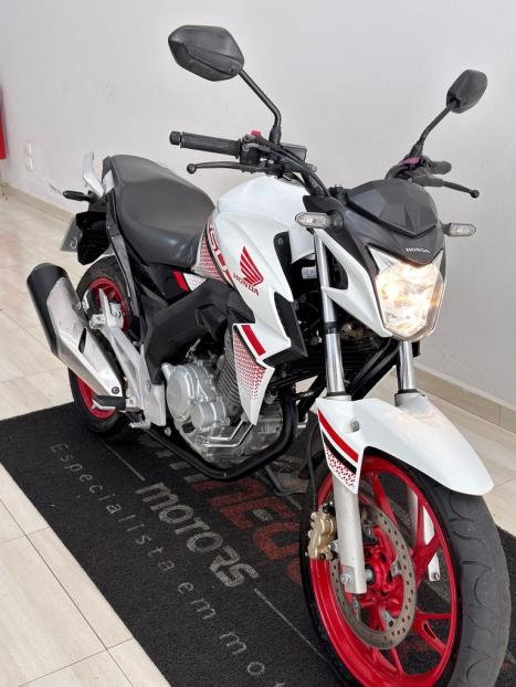 HONDA CB 250 F Twister FLEXONE, Foto 3